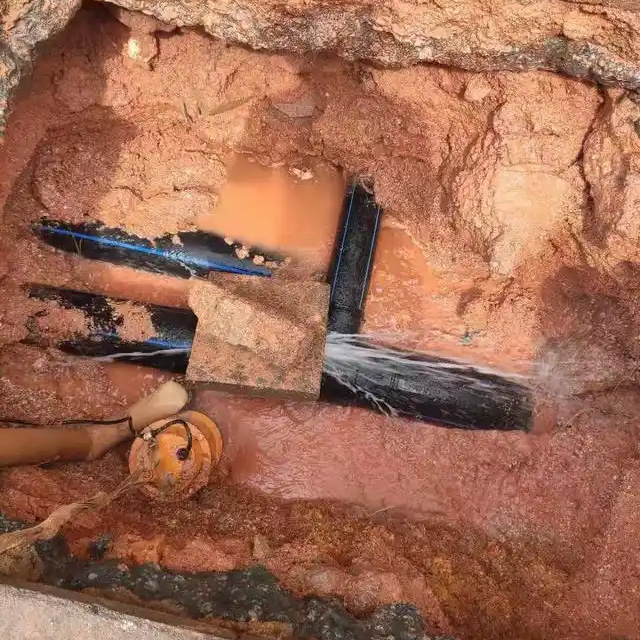 黄浦PE管道漏水检测及维修1